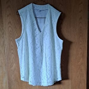 Elegant White Lace Sleeveless Top